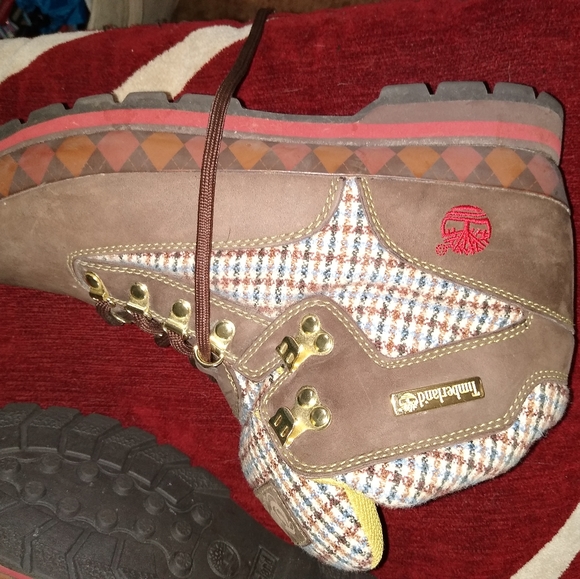 Timberlands nice - Picture 4 of 4